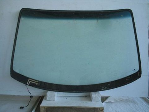 點擊查看詳細信息<br>標題：汽車玻璃 閱讀次數(shù)：2571
